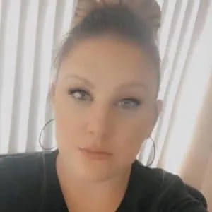 Lindsey L